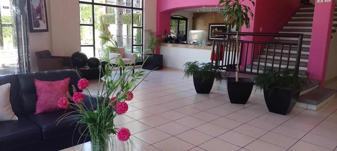 Hotel Ejecutivo Aeropuerto Alvaro Obregon المظهر الخارجي الصورة